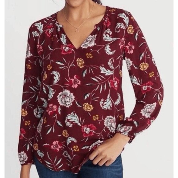 Old Navy Womens Relaxed Shirred Blouse in Burgundy Floral Boho Sz XL - Picture 1 of 9